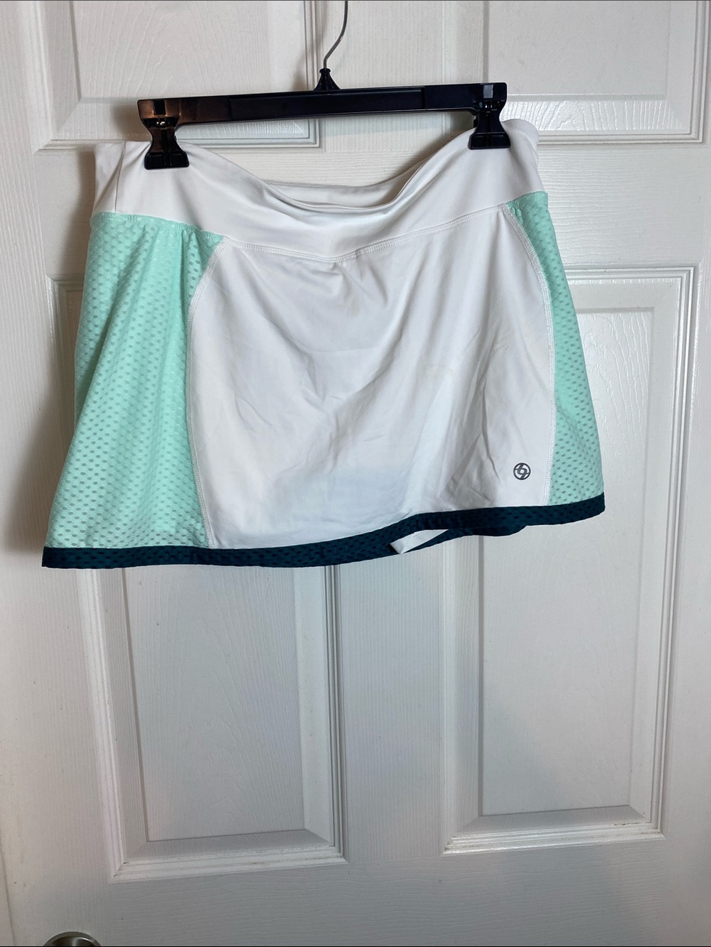 Lija White and Mint Athletic Skort with Dark Trim Golf Tennis Size Large